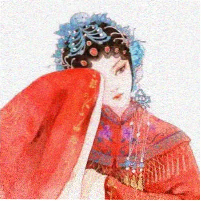 张子枫 饰演 小满母亲